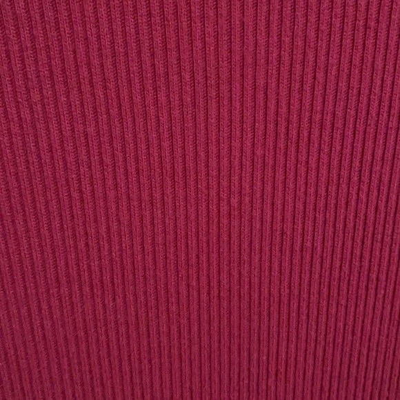 Exparté, Large, Red mock neck long sleeve tee - Picture 2 of 3